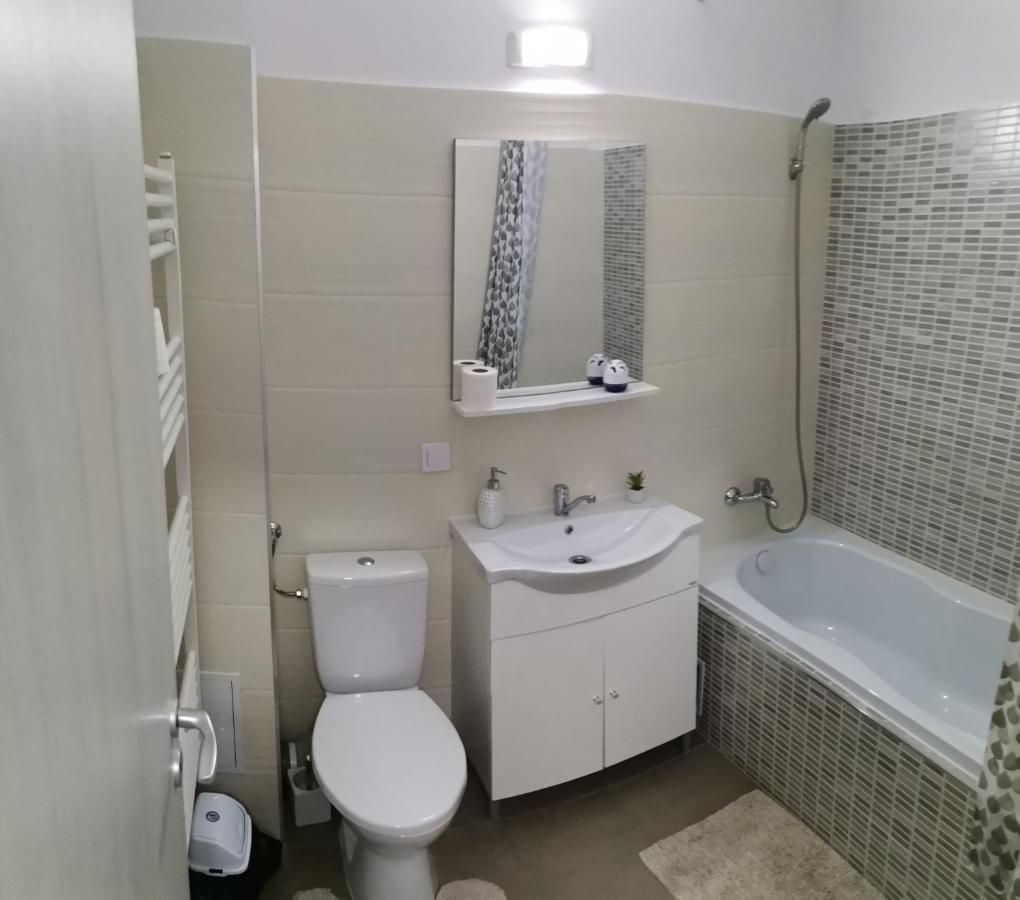 Cazare Apartament Rasnov Râşnov Exterior photo